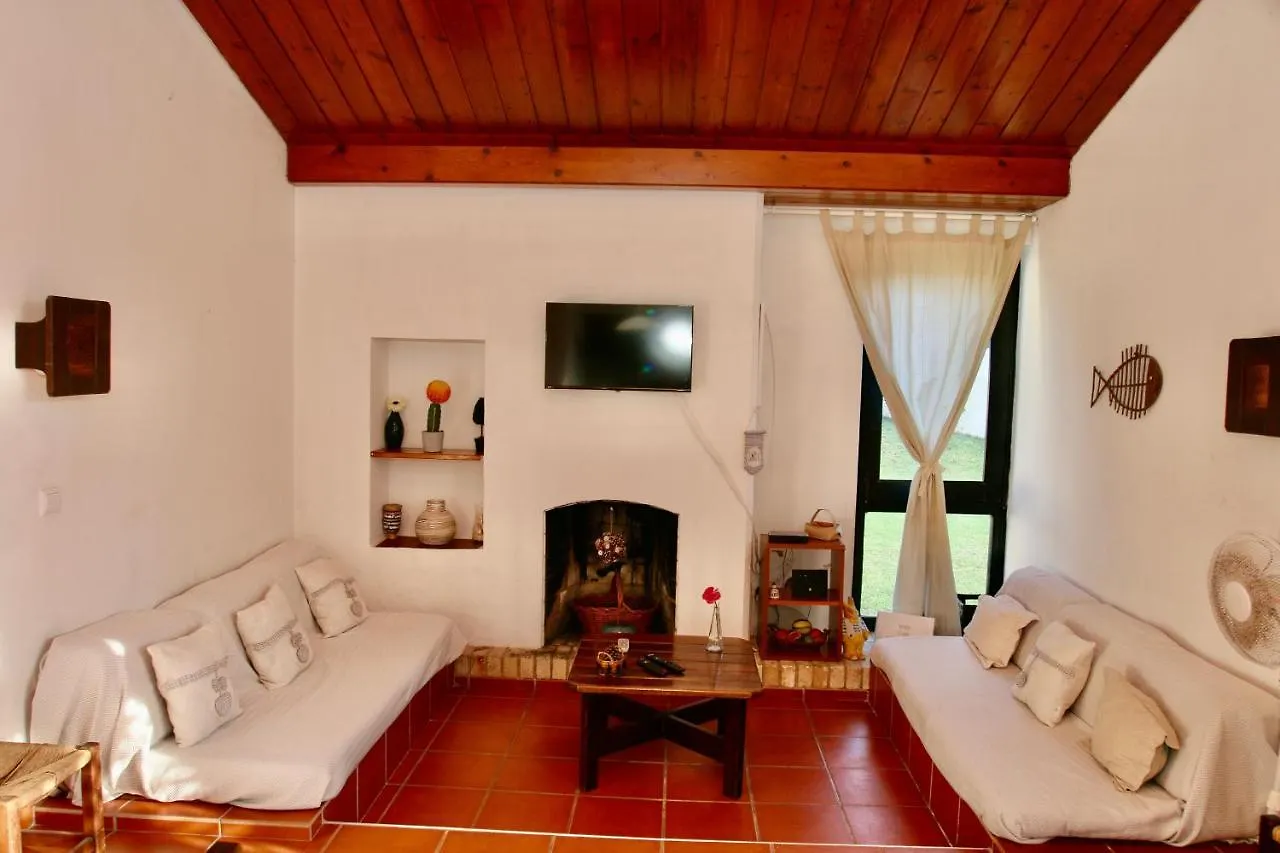 Villa Jacaranda - 550M From The Beach - Free Wifi - By Bedzy Albufeira