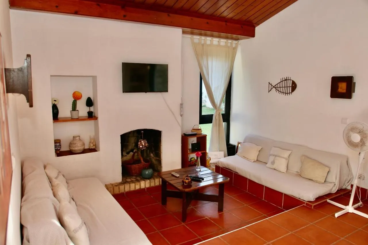 Villa Jacaranda - 550M From The Beach - Free Wifi - By Bedzy Albufeira 0*,  Portugal