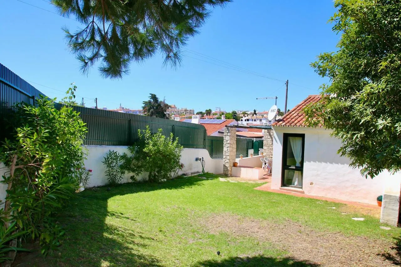 Villa Jacaranda - 550M From The Beach - Free Wifi - By Bedzy Albufeira 0*,  Portugal