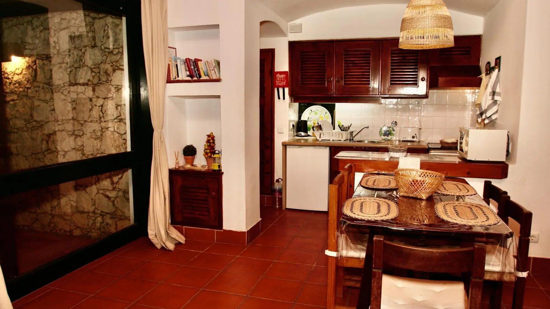 Villa Jacaranda - 550M From The Beach - Free Wifi - By Bedzy Albufeira Portugália