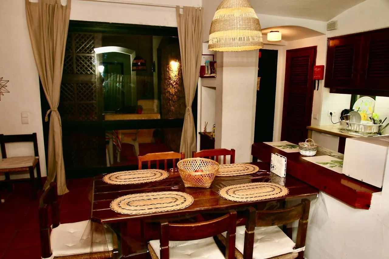 Villa Jacaranda - 550M From The Beach - Free Wifi - By Bedzy 알부페이라 포르투갈