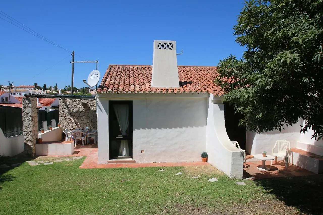 Villa Jacaranda - 550M From The Beach - Free Wifi - By Bedzy 알부페이라 포르투갈