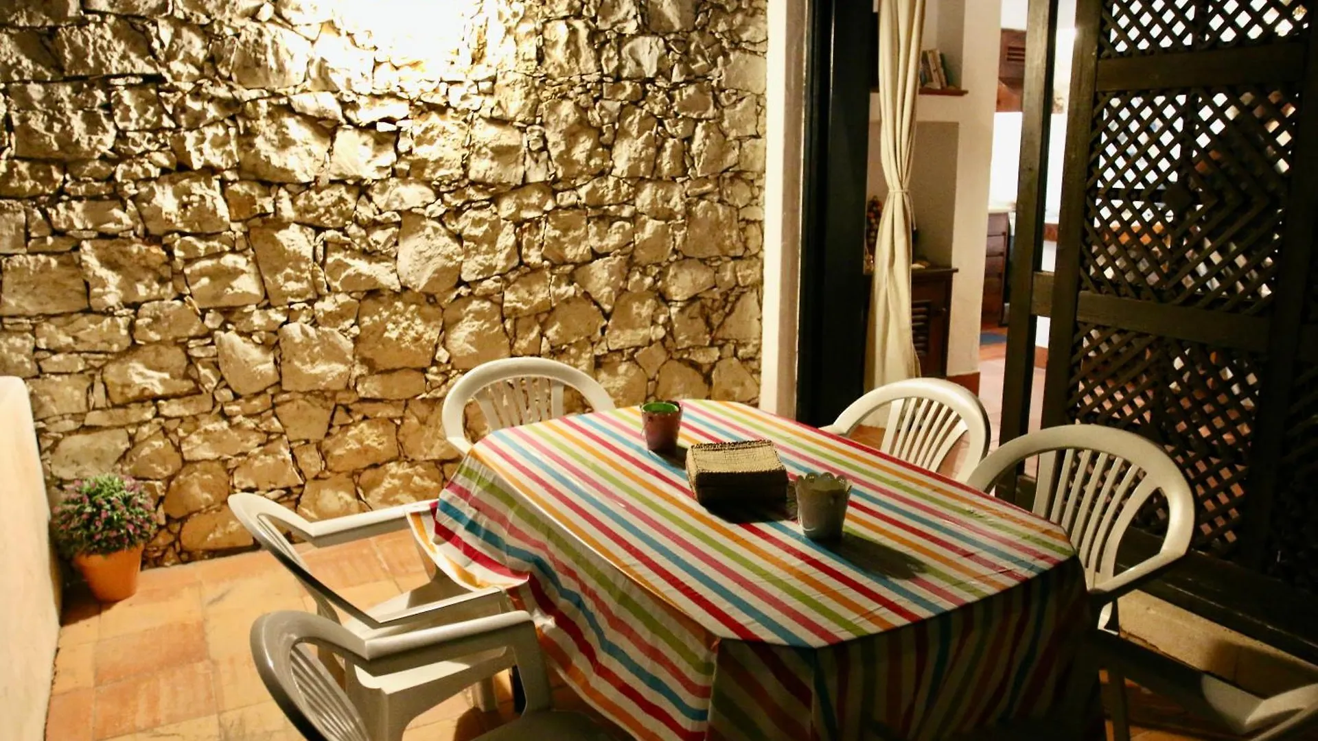 Villa Jacaranda - 550M From The Beach - Free Wifi - By Bedzy 알부페이라